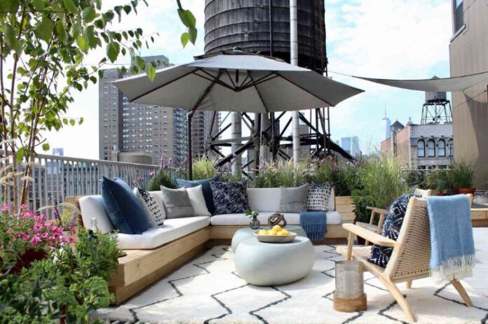 25 Shade Sail Ideas to Transform Your Outdoor Space