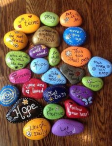 Rock Faces: 25 Inspiring Painted Rock to Unlock Your Creativity